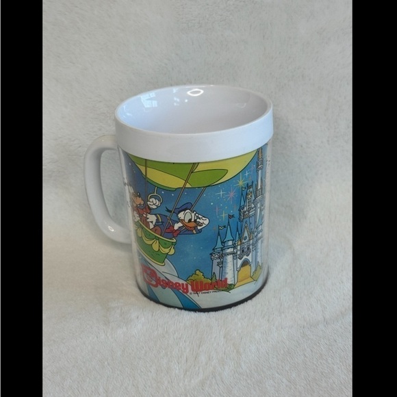 Vintage insulated Walt Disney World thermo serv cup - Picture 3 of 6